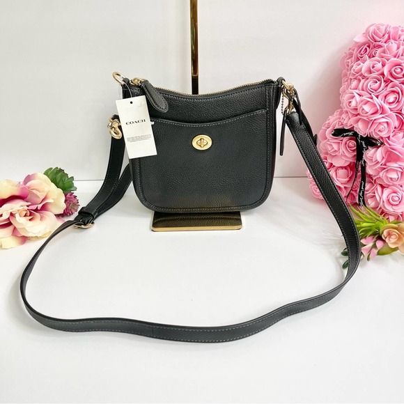 Coach Handbags - NEW COACH Chaise Crossbody 19 Bag in Black